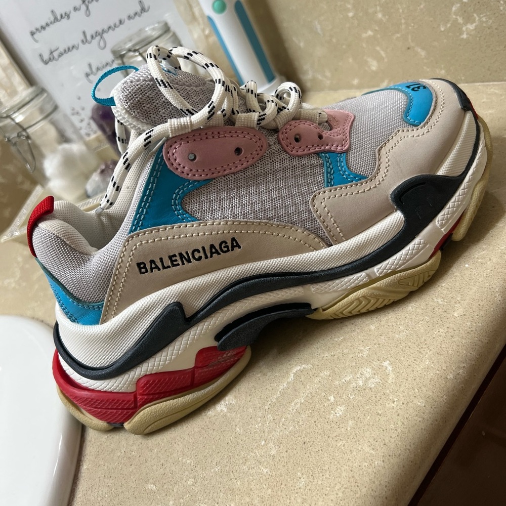 Balenciaga Triple S